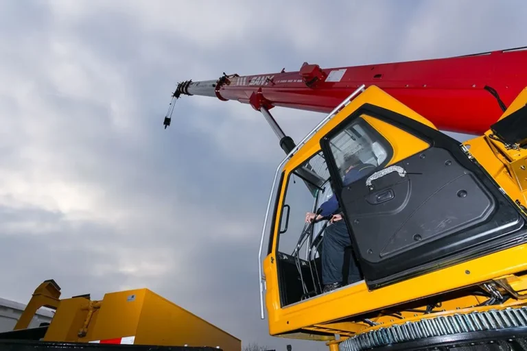 Sany Heavy-Duty Truck-Mounted Crane