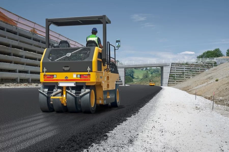 volvo pneumatic road roller