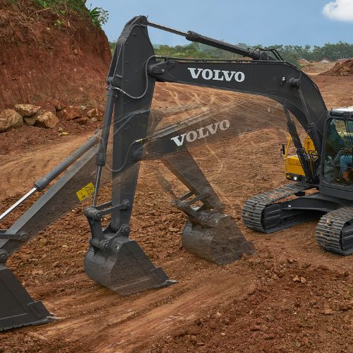 Volvo crawler Excavator EC200D swing bucket