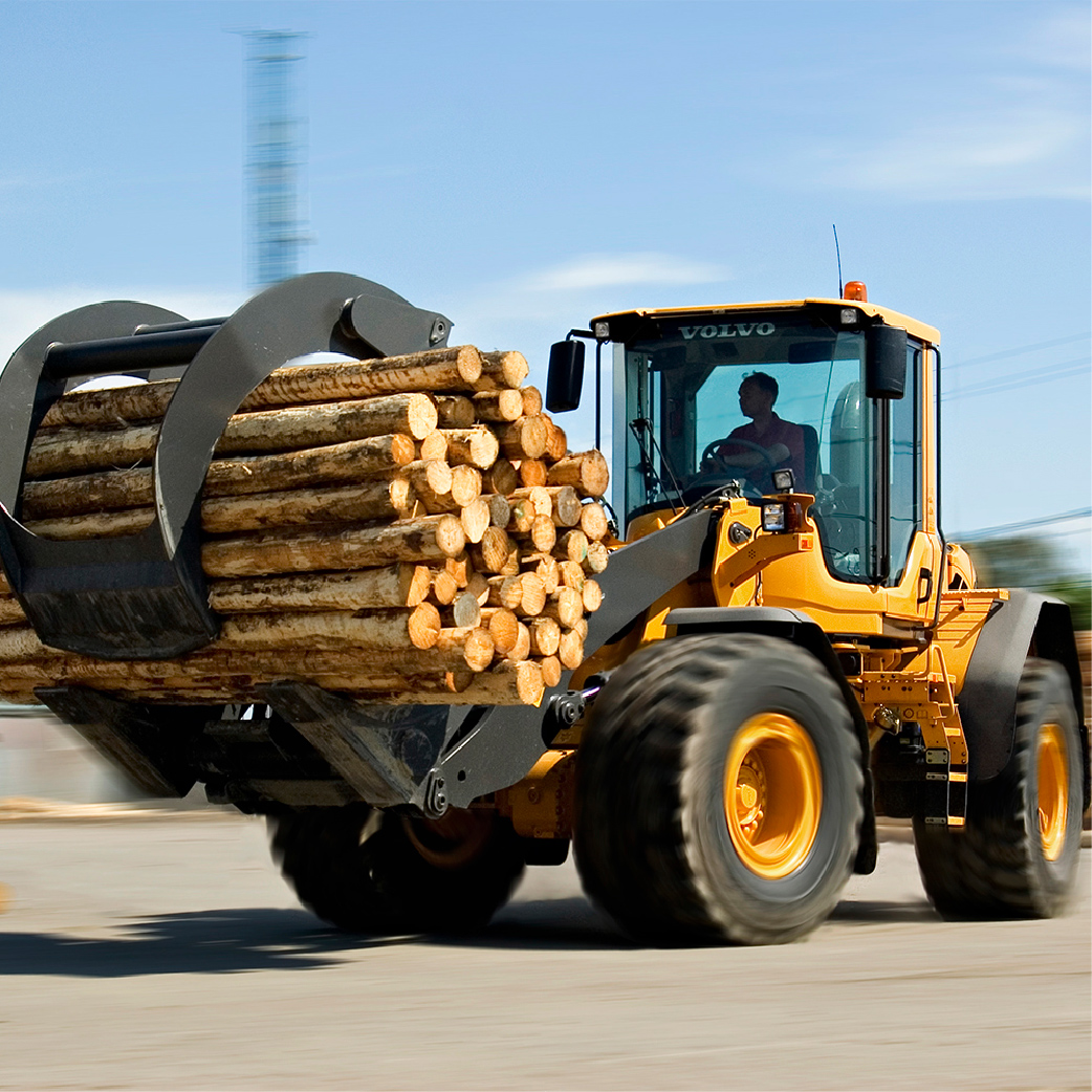 VCE wheel loader L90F carrying trunk 07