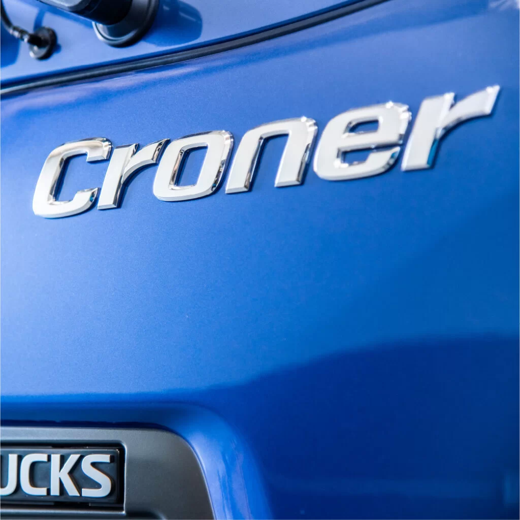 UD Croner emblem logo