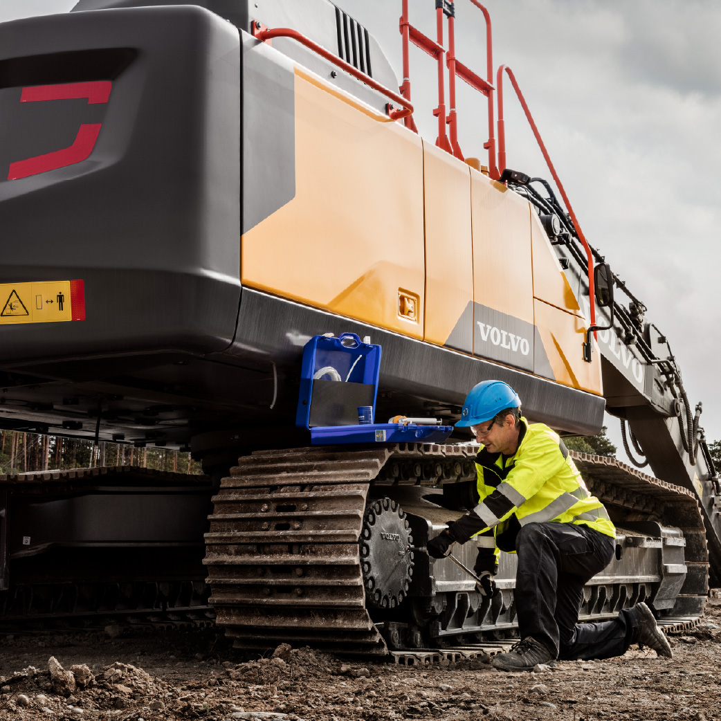 volvo undercarriage servicing