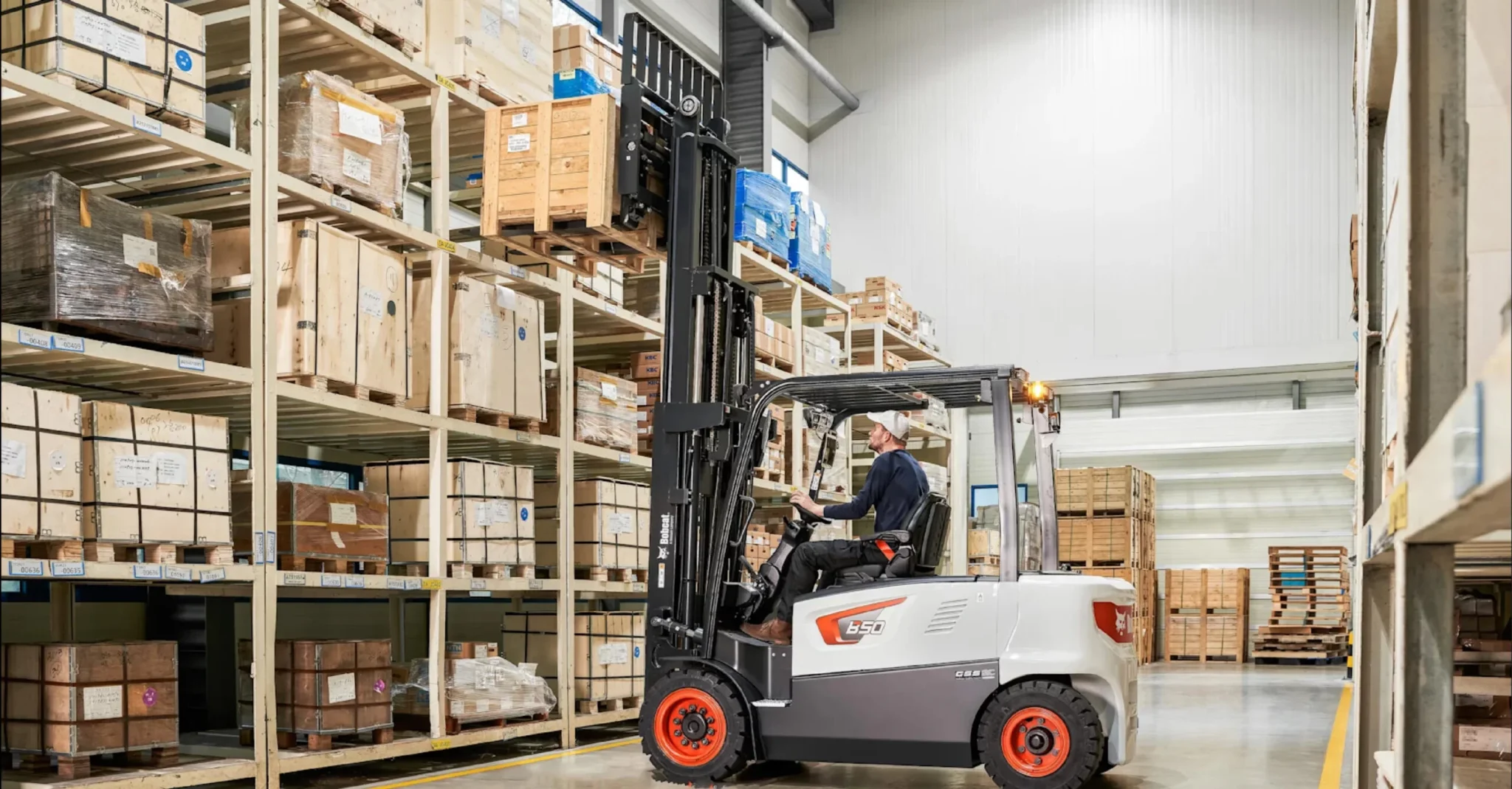 2025 JUNE bobcat electric forklift