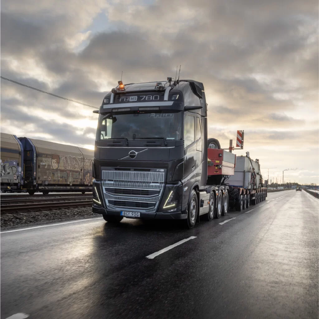 volvo trucks FH16 in highway with cargo 21 1024x1024