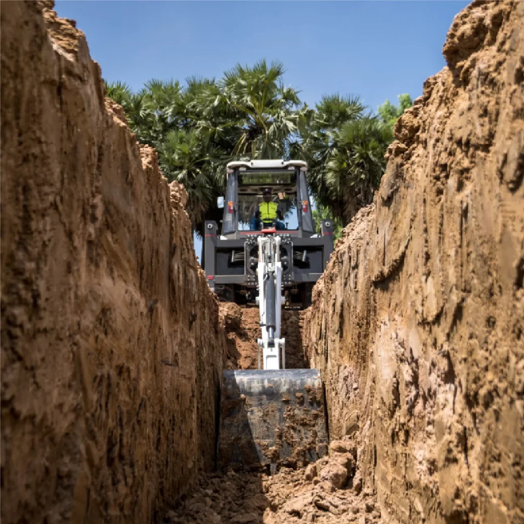 bobcat backhoe loader trenching