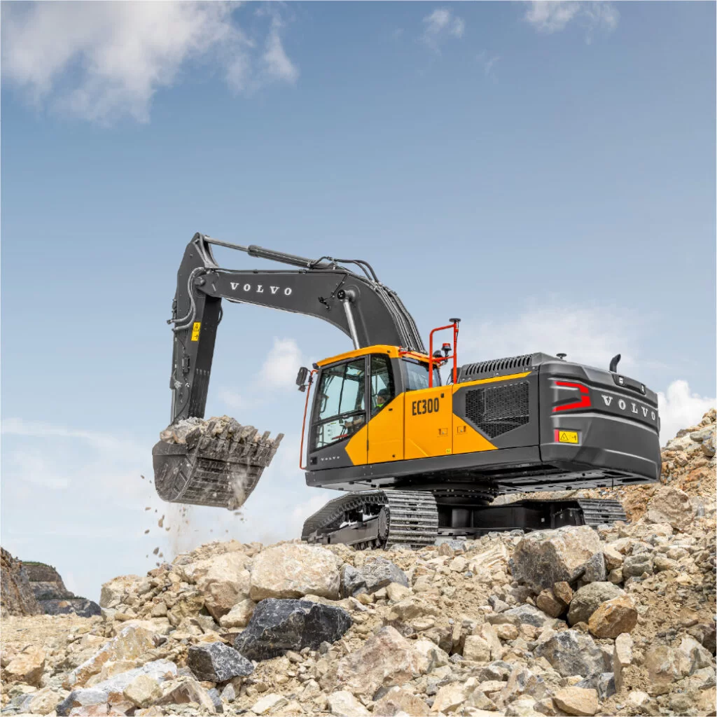 volvo ec300 in the mining site digging