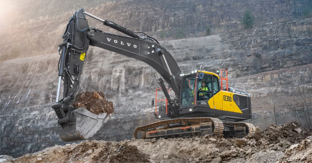 volvo ec300 mining site 25 08 2048x1069