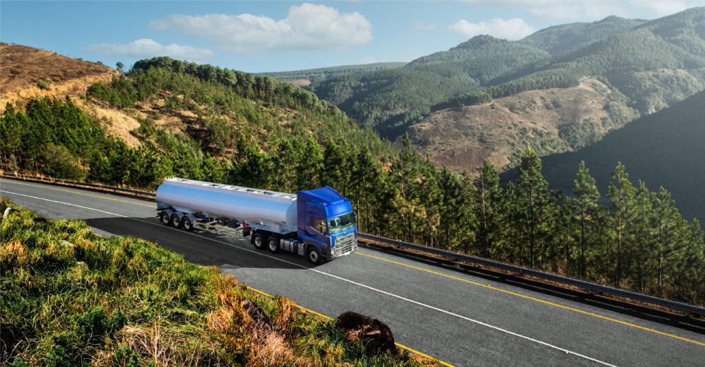 UD Quester fuel tabk in highway