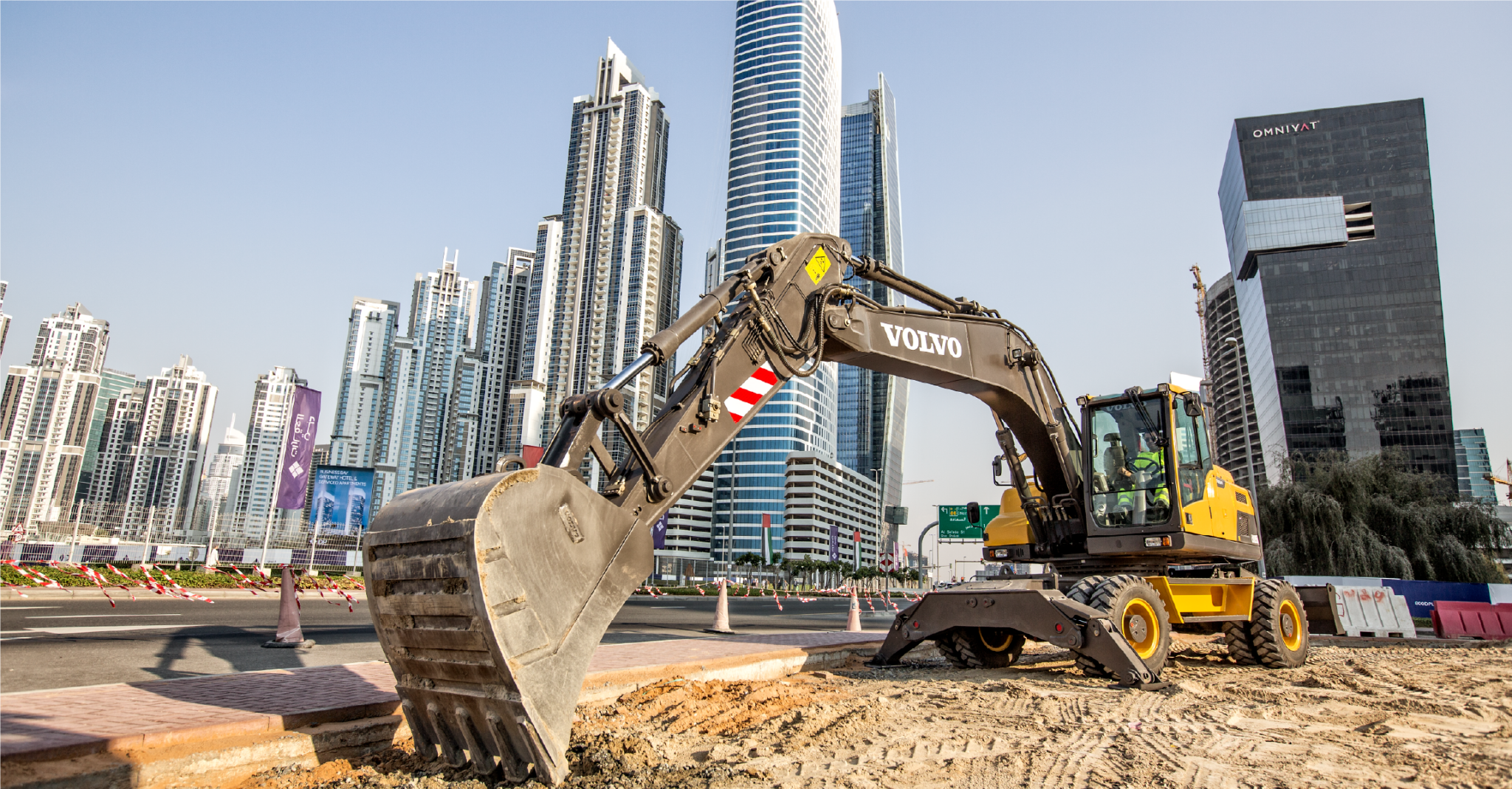 volvo EW205D in urban construction