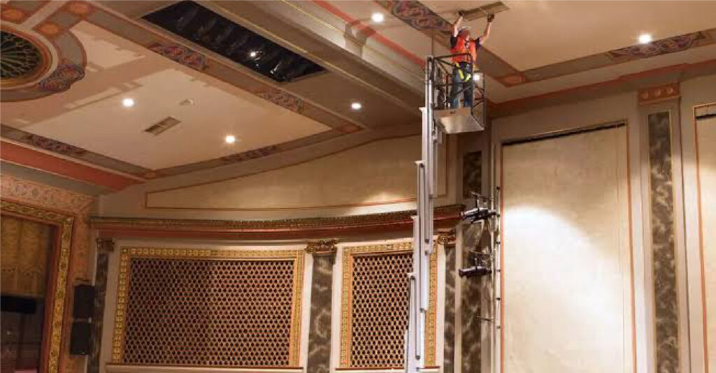 JLG AM Series Push Around Vertcial Lift 13